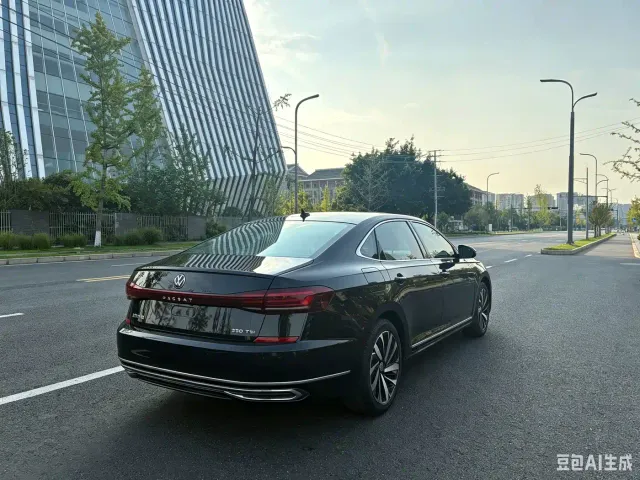 Volkswagen Passat 2022 330TSI Starlight Elite Edition — Фото автомобиля 15