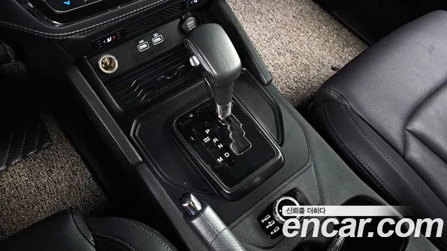 KG_Mobility_Ssangyong Rexton Новый Rexton Sport Дизель 2.2 4WD — Фото автомобиля 11