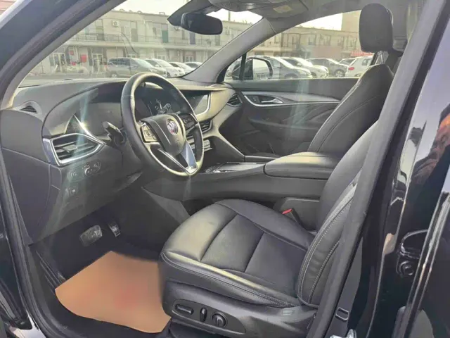 Buick Enclave — Фото автомобиля 8