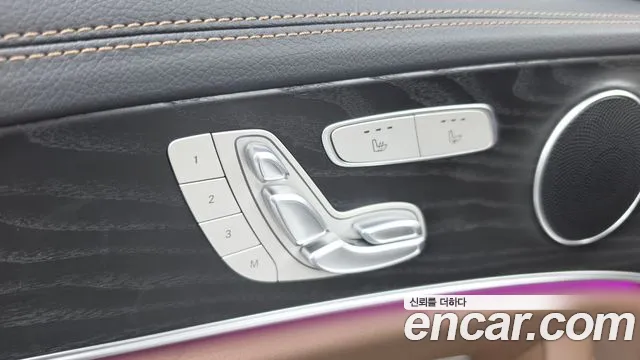 Mercedes-Benz E-Class — Фото автомобиля 27