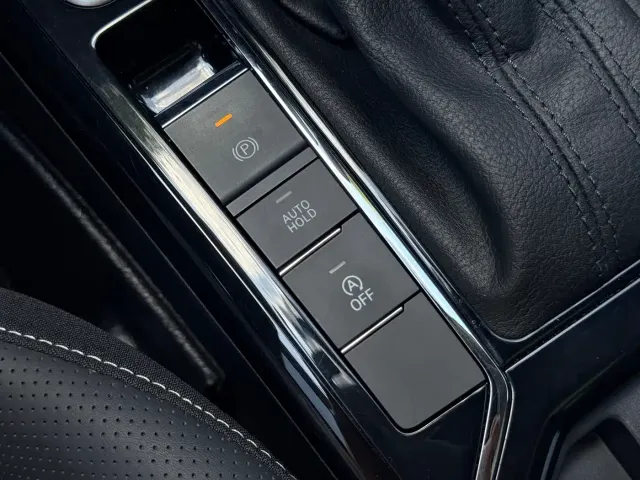 Volkswagen Passat — Фото автомобиля 30
