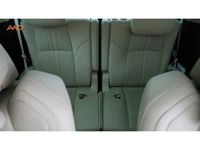 Toyota Alphard — Фото автомобиля 9