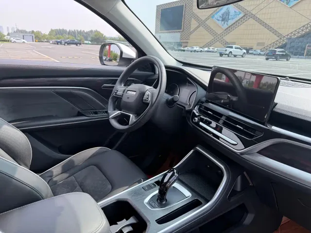 Haval H6 — Фото автомобиля 15