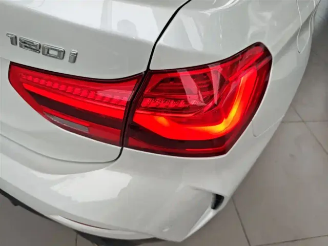 BMW 1 Series — Фото автомобиля 7