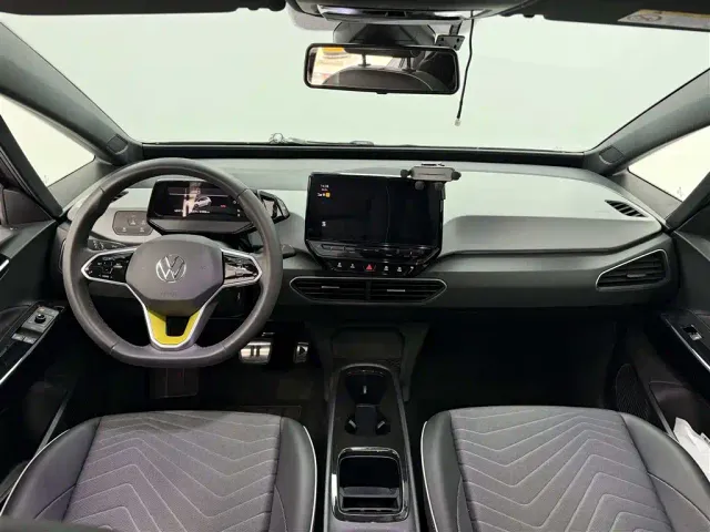 Volkswagen ID.3 — Фото автомобиля 6