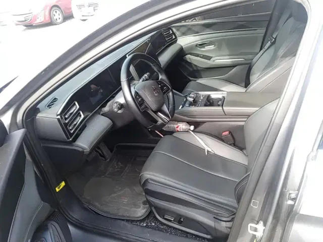 BYD Qin L — Фото автомобиля 14