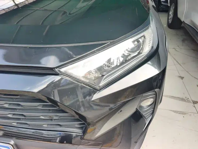 Toyota RAV4 — Фото автомобиля 5