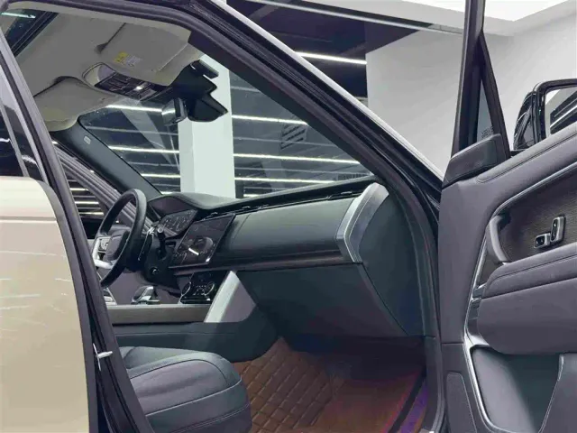 Land Rover Range Rover — Фото автомобиля 10