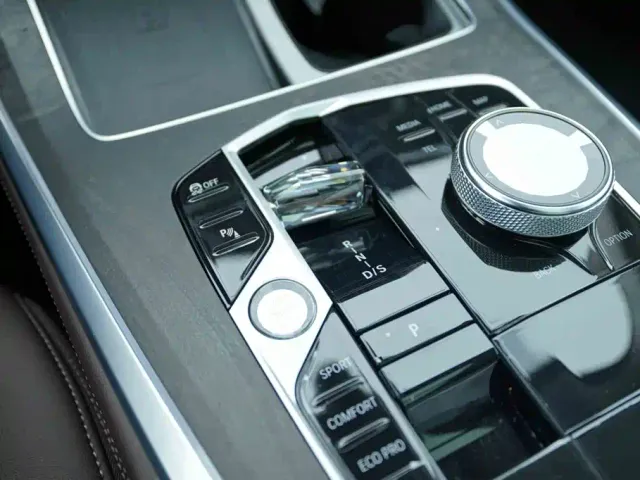 BMW X5 — Фото автомобиля 9
