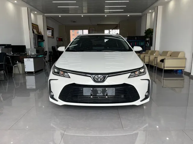 Toyota Corolla — Фото автомобиля 2