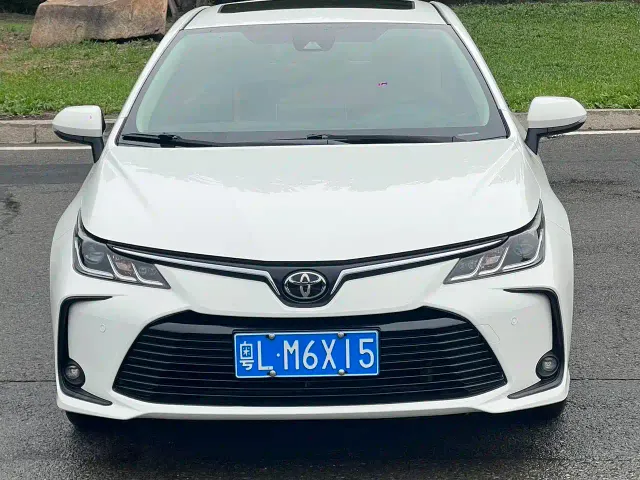 Toyota Corolla — Фото автомобиля 3