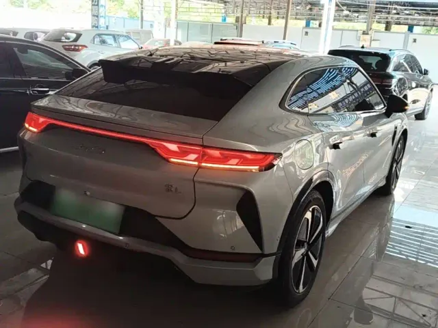 BYD Song L EV — Фото автомобиля 6