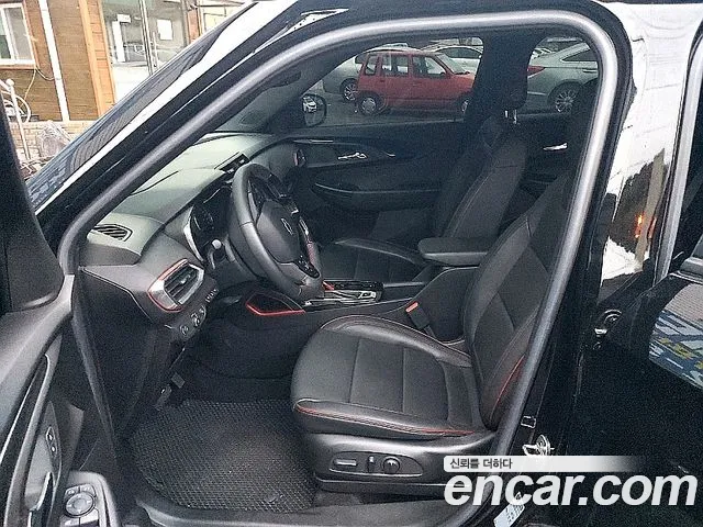 Chevrolet Trailblazer — Фото автомобиля 11