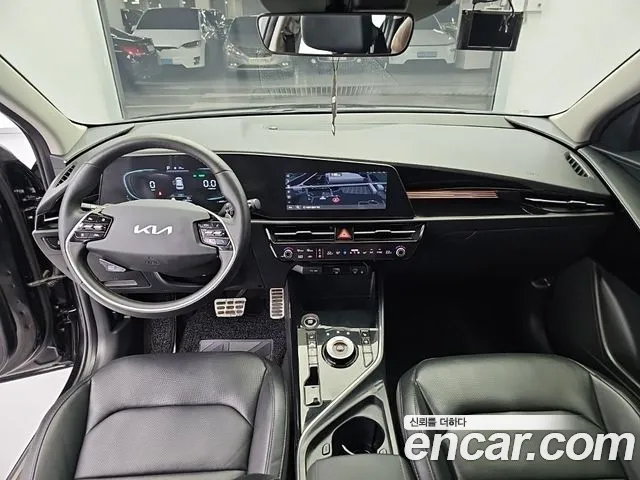 Kia Niro The All New Niro Signature — Фото автомобиля 7