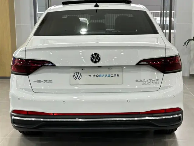 Volkswagen Sagitar — Фото автомобиля 17