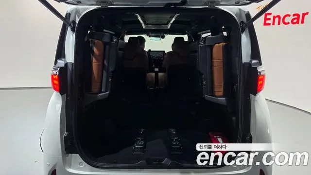 Toyota Alphard Generation 4 — Фото автомобиля 16
