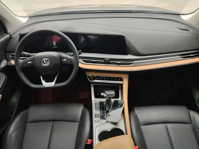 Changan CS55 Plus — Фото автомобиля 9