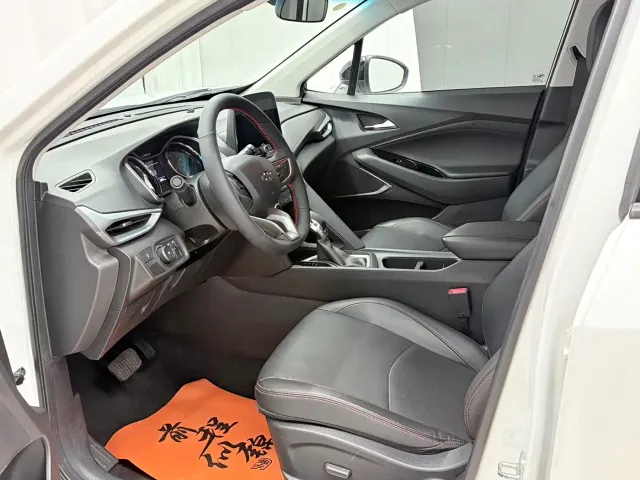 Chevrolet Orlando — Фото автомобиля 9