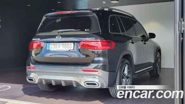 Mercedes-Benz GLB-Class — Фото автомобиля 2