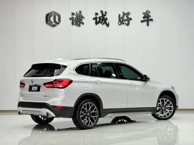 BMW X1 — Фото автомобиля 5