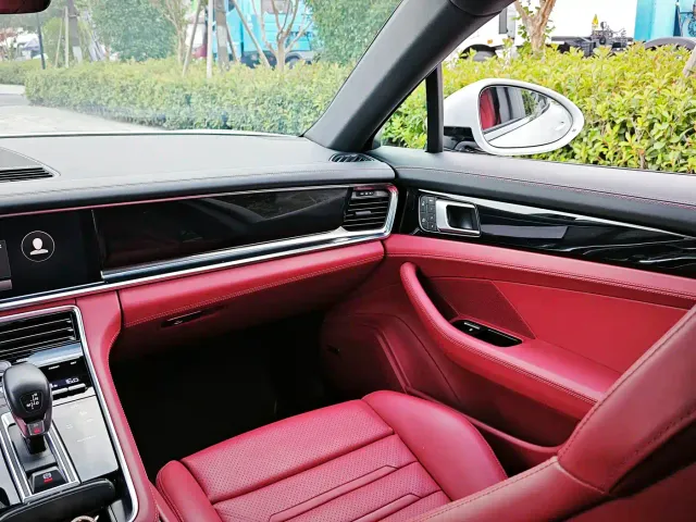 Porsche Panamera — Фото автомобиля 14