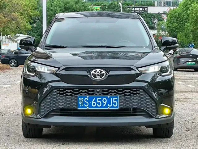 Toyota Frontlander — Фото автомобиля 2