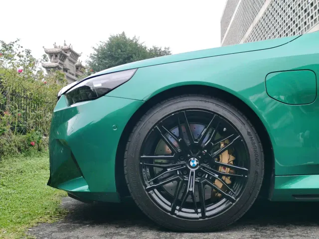 BMW M5 — Фото автомобиля 10