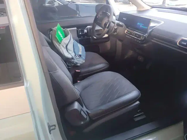 Baojun KiWi EV — Фото автомобиля 24