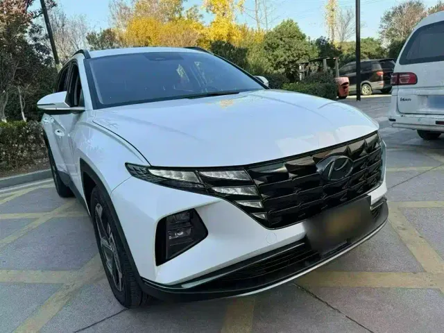 Hyundai Tucson — Фото автомобиля 12