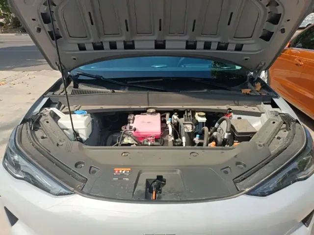 Geely Galaxy E5 — Фото автомобиля 19