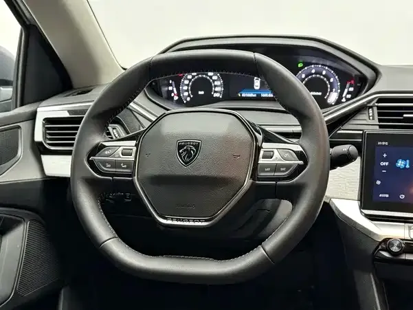 Peugeot 408 — Фото автомобиля 7