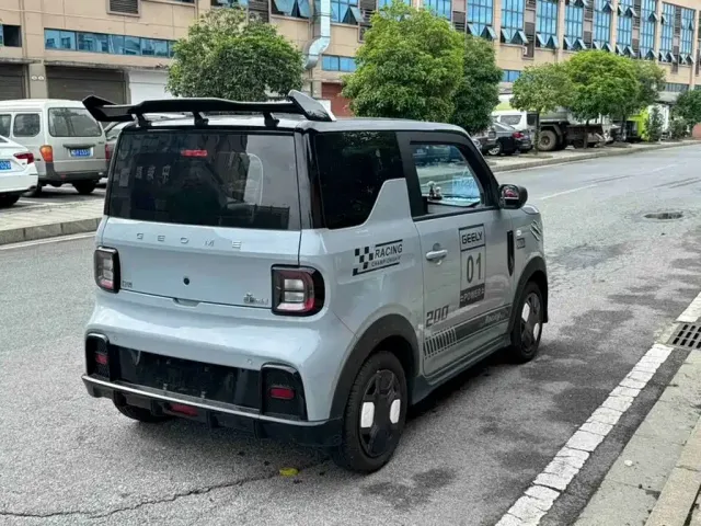 Geely Panda — Фото автомобиля 6