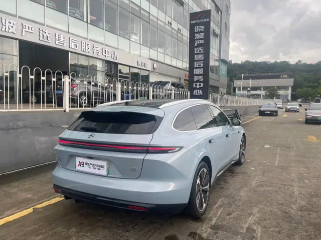 Nio ET5 Touring — Фото автомобиля 6
