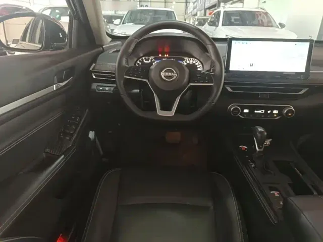 Nissan Teana — Фото автомобиля 10