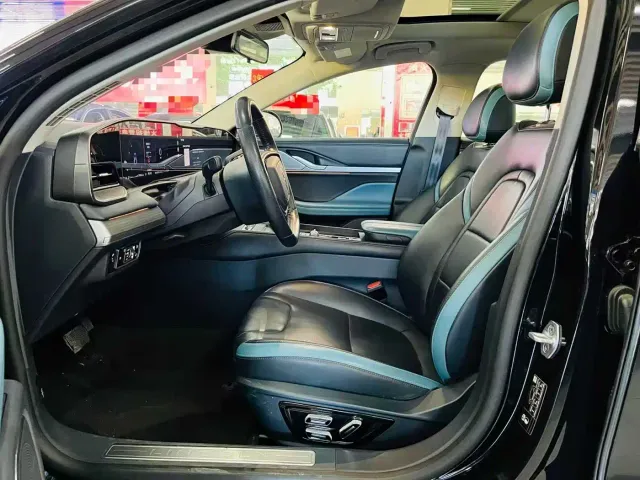 Lincoln Z — Фото автомобиля 7
