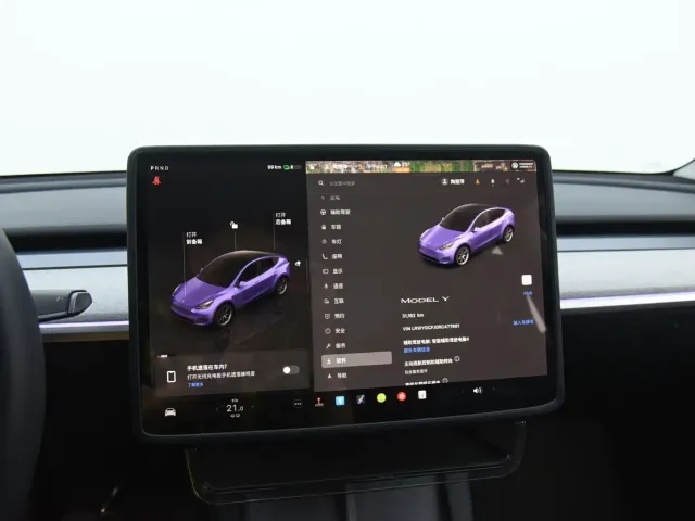 Tesla Model Y — Фото автомобиля 22