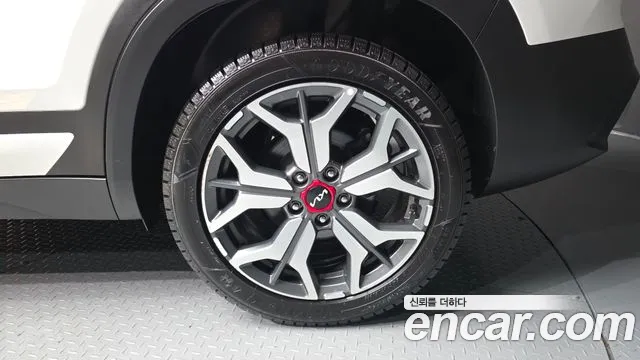 Kia Seltos — Фото автомобиля 5
