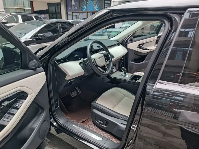 Land Rover Range Rover Evoque — Фото автомобиля 9