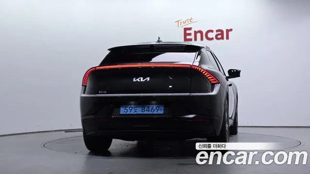 Kia EV6 — Фото автомобиля 3