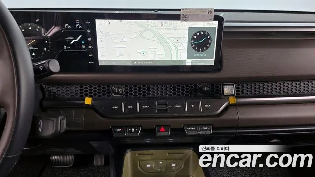 Kia Tasman Tasman 2.5T Бензин 4WD — Фото автомобиля 13