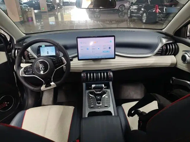 BYD Yuan PLUS — Фото автомобиля 5