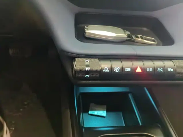 BYD Dolphin — Фото автомобиля 16