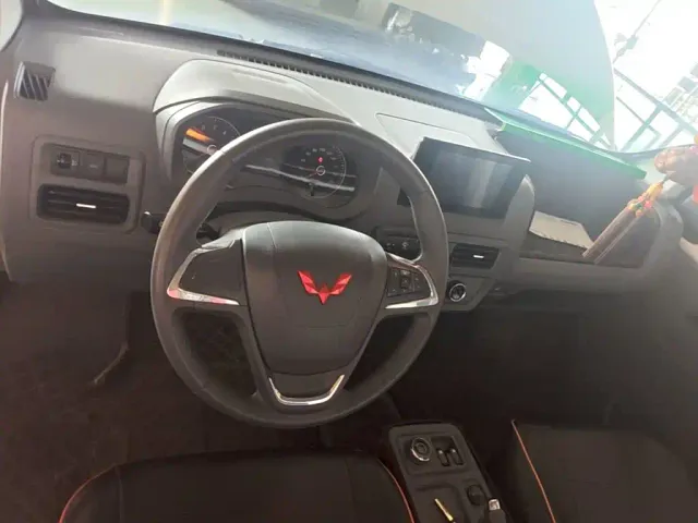 Wuling Yangguang — Фото автомобиля 6