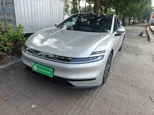 Фотография автомобиля — Changan Qiyuan A06