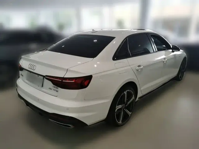 Audi A4L — Фото автомобиля 9