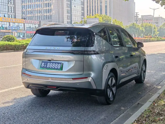 GAC Aion Y — Фото автомобиля 4