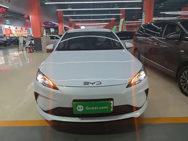 BYD Seal 05 DM-i — Фото автомобиля 2