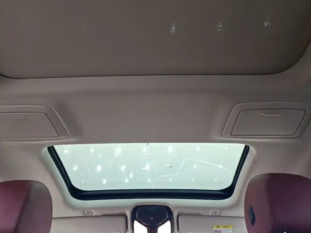 BMW 5 Series — Фото автомобиля 17
