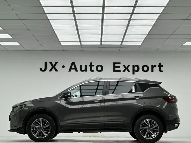 Geely Binyue — Фото автомобиля 8
