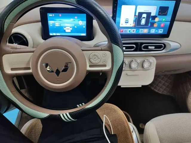 Wuling Hongguang Mini EV — Фото автомобиля 9